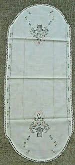 Vintage Floral Embroidered 33" x 14" Buffet Table Runner | eBay