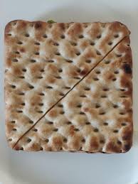 My 2 triangle sandwiches came from the same squared sandwich ...