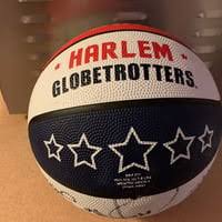 Harlem globetrotters signed ball | Mercari