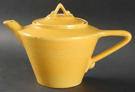Harlequin Yellow (Older) Teapot & Lid by Homer Laughlin | Replacements, Ltd.