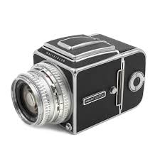 Hasselblad | 500CM Body w/80mm Lens & A12 Back Chrome Kit ...