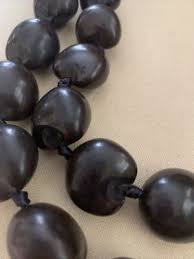 Hawaiian Brown Kukui Nut Lei Necklace 32 Nuts, 32' | eBay
