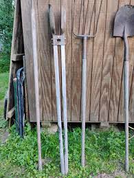 3 Beds 1 Bath - House 20757 Buffalo Rd, Buffalo, WV 25033-0018, United States 3 bedrooms and 1 bathroom. $900 monthly and $900 deposit. No utilities included. $25 for pet. Centralize air