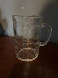 Vintage 1960s Pamco Embossed Glass Measuring Cup 1.5 Cup/12oz