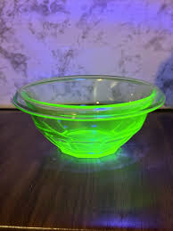 Vintage Hazel Atlas Rest Well 6" Nesting Bowl Uranium Glass ...