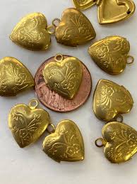 4 Vintage Small Brass Locket Charms, Hearts, Oval, and Round - Etsy UK