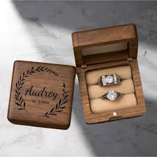 Engagement Ring Box – Lumen Collectives