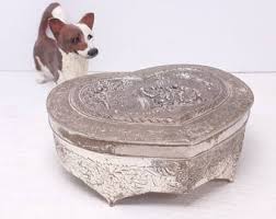 Vintage 90s Jewelry Box, Wolf Designs by Saracen Inc, Genuine Leather, 8 Inches Wide, 5 Inches Tall, Great Condition - Etsy