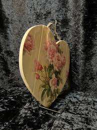 Victorian Rose Wood Heart - Etsy
