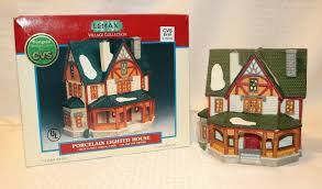 LEMAX 1998 Village Christmas Porcelain Lighted House, #85317 ...