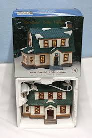 HEARTLAND VALLEY VILLAGE Deluxe Porcelain Christmas House W ...
