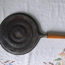Vintage Heat Diffuser : Round Metal Flame Fanner Wood Handle Mini Pot Cooktop - Flat Shield Protector Holes Grease Guard Gas Stove Burner - Etsy