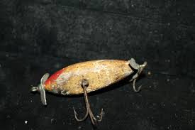 Antique Vintage Wood Wooden Fishing Lure 2-1/2" Injured ...