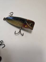 Lot of 2 vintage lures Wooden 3 In. Dual Treble Hooks C.G ...