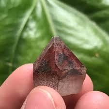 5 Ishuko Red Phantom Quartz, Hematite included Quartz from the Central – Nharo!