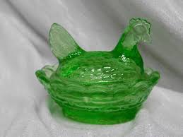 Boyd Crystal Art Glass Chick Salt on Nest Cellar Vaseline ...