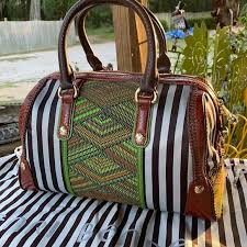henri bendel | Bags | Henri Bendel Nwt Bw Plus Barrel Woven ...