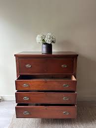 Empire butlers desk – Good Behavior