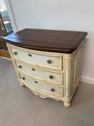 Thomasville "Impression' 3 Drawer Distristed Off White ...
