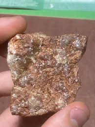 What is this? : r/whatsthisrock