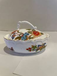 Oval Bone China White Trinket Box w/ Scalloped Edges w/ gold ...