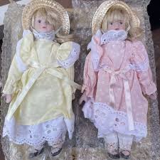 Set of 2 Porcelain Doll w/Bonnet Helen White, Inc. | eBay