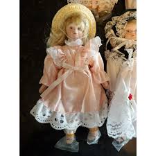 Lot of 5 Porcelain Face Bisque Dolls With Bonnets Hats ...