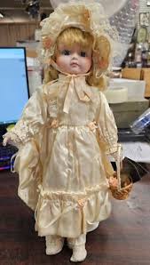 VTG 1989 House of Lloyd Collectible Dress Porcelain Doll ...