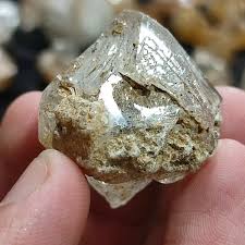 50+ Pcs Window Quartz Small Crystals With Clay Inclusion ...