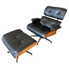 Mid century modern vintage Eames style lounge chair and ...