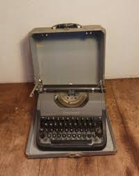 1950s UNDERWOOD Leader 2-Tone Gray/Black Portable ...