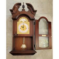 1982 Howard Miller 33" Limited Edition Mahogany Hour Glass ...