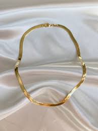 Alaia Chain (24k yellow gold) – S t a r l i t e