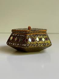 Vintage Mirrored Vanity Set: Jaipur Brush Holder & Trinket ...