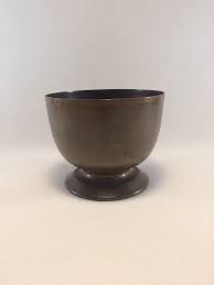 ANTIQUE SILVER CREST DECORATED BRONZE FOOTED BOWL | eBay