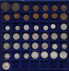 USA, coll. of coins, incl. Cent 1853, 3 Cents 1870, Half ...