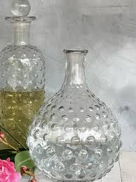 GLASS ROUND DECANTER HOBNAIL 15x25cm/2 - Casa Verde