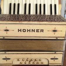 Hohner Accordion for Sale in Sacramento, CA - OfferUp
