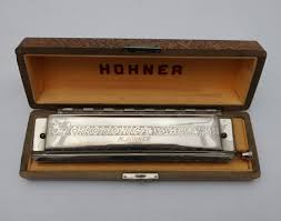 Hohner 64 Chromonica Professional with Box | Twin Ravens ...
