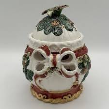 CBI Ceramic CANDY JAR Holly Berries & Bows & Pine Cones - 7" Tall | eBay