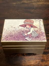 Holly Hobbie Vintage Sankyo Wooden Music Box Made In Japan ...