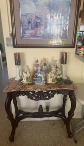 Mesa de mármol color cafe