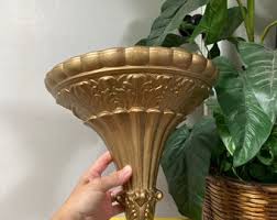 Vintage 1970's Homco Shiny Gold Wall Planter/homco Wall Pocket/regency Hollywood Home Decor/ornate Gold 70's Wall Pocket Sconce/wall Decor - Etsy