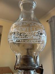 😍 C. 1911 Antique Kerosene Massive Sewing Oil lamp ...