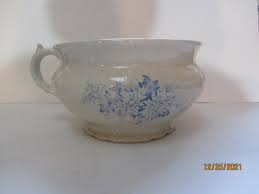 ANTIQUE CORNELL ENGLAND CHAMBER WASHING BOWL W/HANDLE BLUE ...