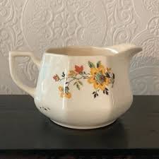 Homer Laughlin | Kitchen | Homer Laughlin Vintage Creamer With Super Cute Floral Design | Poshmark