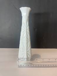 Vintage Milk Glass Snowflake Bud Vase - Etsy Australia