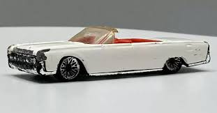 HOT WHEELS 1964 LINCOLN CONTINENTAL - FIRST EDITIONS - WHITE - DAMAGED | eBay