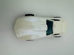 Hot Wheels Chevy Corvette Stingray 1975 Diecast Pearl White With Blue Windows | eBay