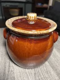 Vtg Hull Brown Drip Pottery Bean Pot with Lid, Oven Proof ...